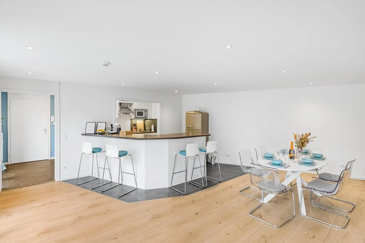 Prime - City Apartment Fuer 6 - Neu & Modern Munich