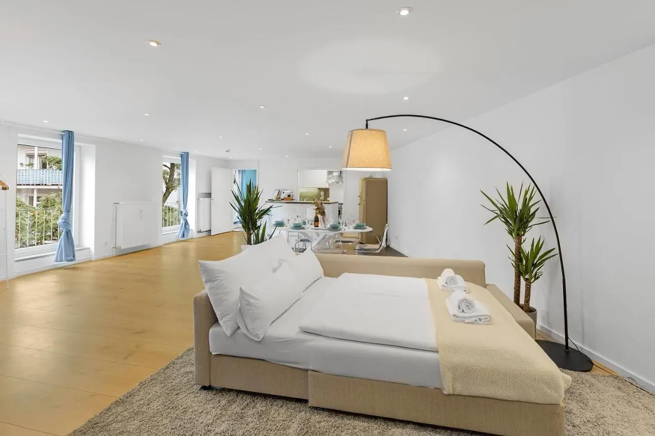 Prime - City Apartment Fuer 6 - Neu & Modern Munich Germany
